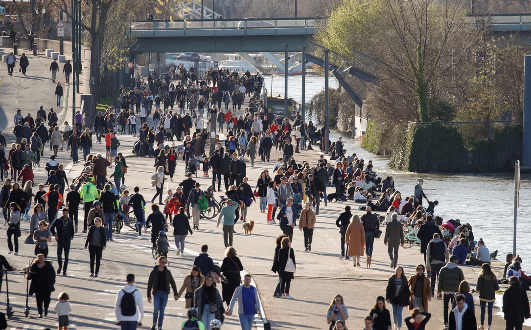 Coronavirus: la france prepare un decret limitant encore les deplacements