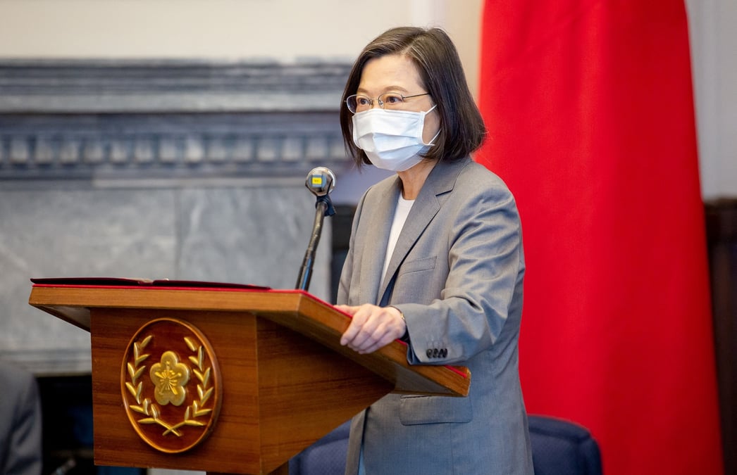 Les visites de representants us renforcent la determination de taiwan, dit tsai