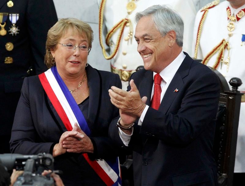 Bachelet redevient présidente du Chili, quatre ans après
