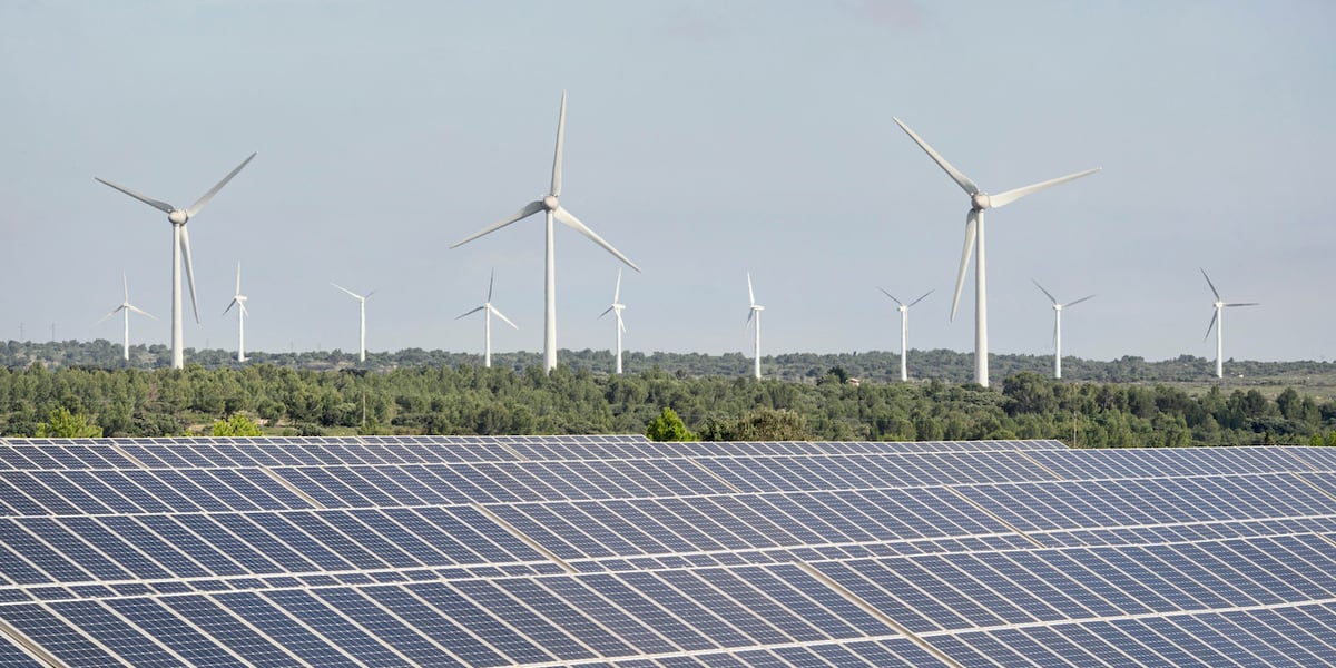 Rien qu’en 2024, la Chine a installé 277 gigawatts de nouvelles capacités en solaire et 80 GW d’éolien, selon l’Administration nationale de l’énergie.