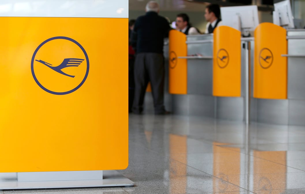 Les pilotes de lufthansa prolongent leur greve jusqu'a vendredi