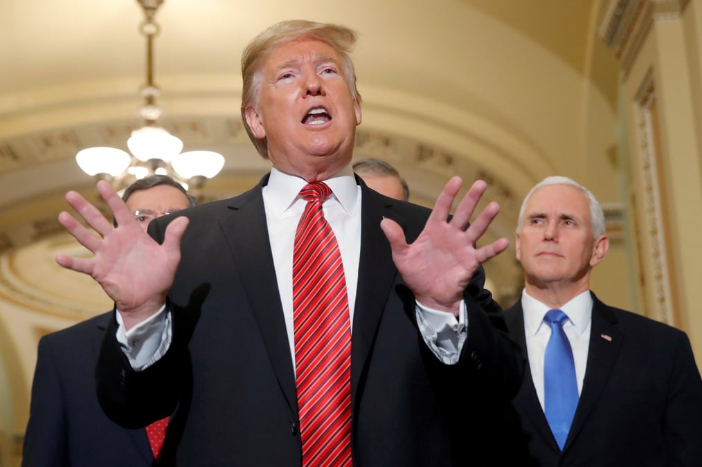 "shutdown": trump dit qu'il fera une annonce "majeure" samedi
