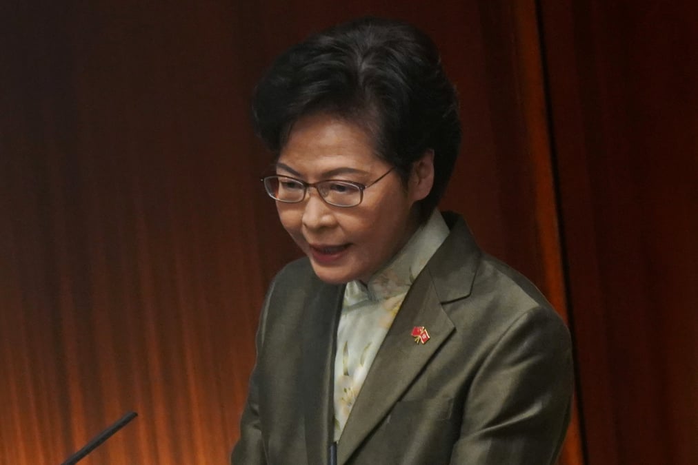 Hong kong: sortir le systeme politique du "chaos" est la priorite, dit lam