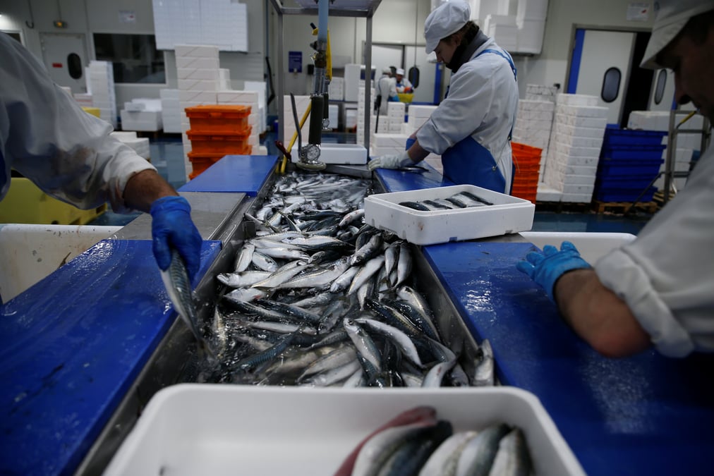Peche post-brexit: paris appelle a nouveau a une "solution rapide"