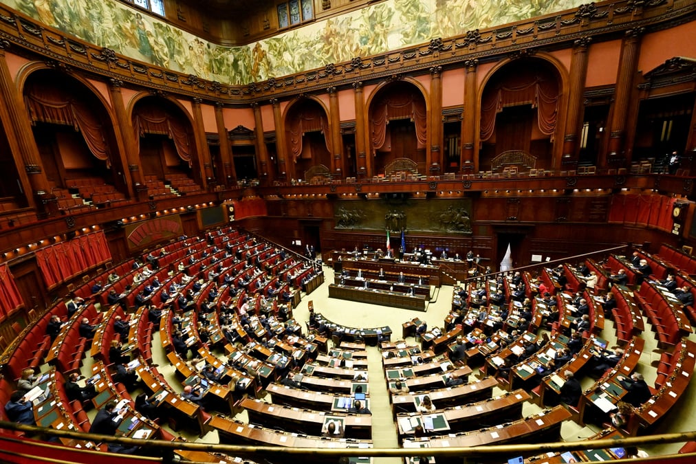 Italie: le parlement va commencer a voter pour designer le prochain president