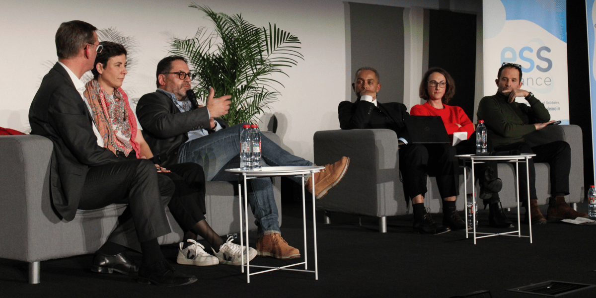 Les représentants des fondations, coopératives, mutuelles et associations réunis sur le Forum national de l'ESS à Niort le 30 janvier.