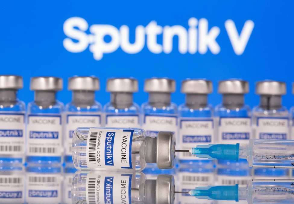 Coronavirus: l'europe n'a pas besoin du vaccin russe spoutnik v, dit breton