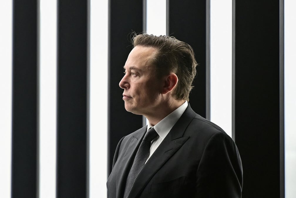 Elon musk assiste a la ceremonie d'ouverture de la nouvelle gigafactory de tesla pour les voitures electriques a gruenheide, en allemagne