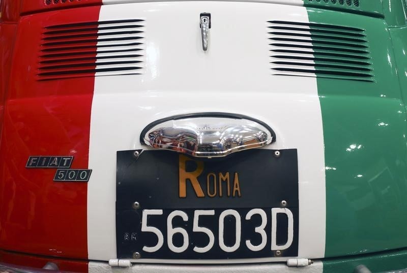 Les ventes d'automobiles en italie en hausse de 15% en 2015
