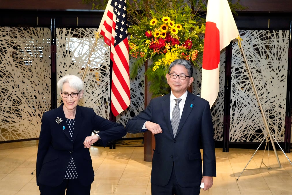 Les usa, le japon et la coree du sud envoient un message fort a la coree du nord, dit un diplomate us
