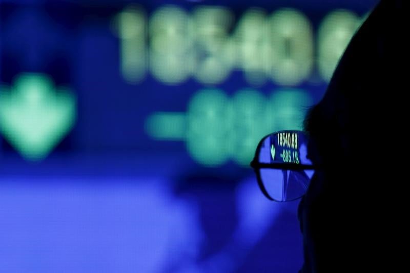 Tokyo finit en hausse