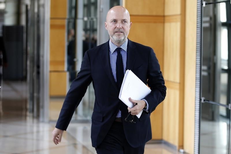 Orange: le dg delegue pierre louette va quitter le groupe