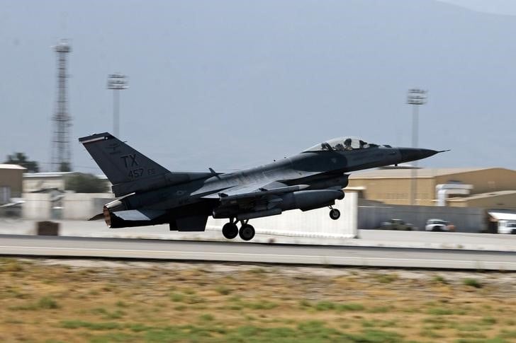 Les usa accentuent les bombardements aeriens en afghanistan