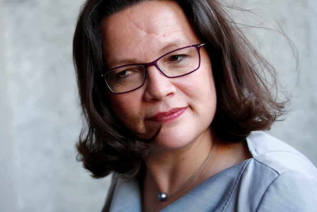 Le spd veut renegocier le compromis sur l'ex-chef du renseignement interieur