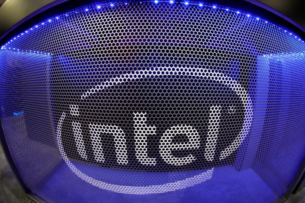 Exclusif: l'italie et intel sur le point de conclure un accord de $5 mds sur une usine de puces