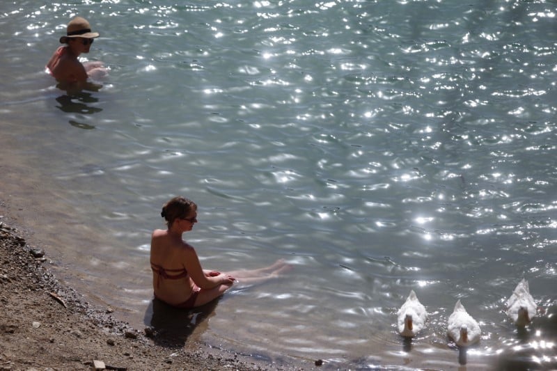 Pres de 600 deces en juin a cause de la canicule