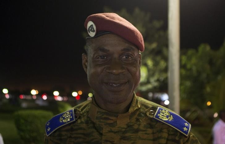 Diendere, un proche de compaore prend le pouvoir au burkina faso