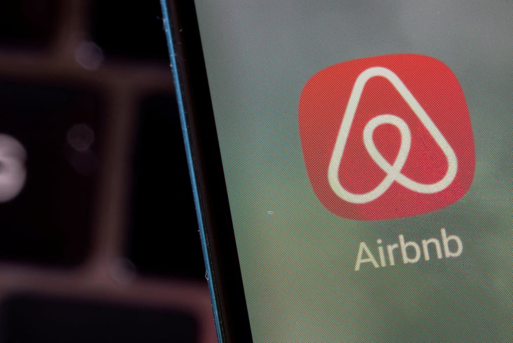 Le tribunal de commerce de Paris examinera ce vendredi les griefs de l'Umih qui accuse la plateforme américaine Airbnb de « concurrence déloyale ».