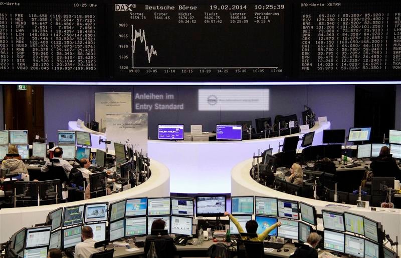 Les Bourses européennes dans le rouge mercredi à mi-séance