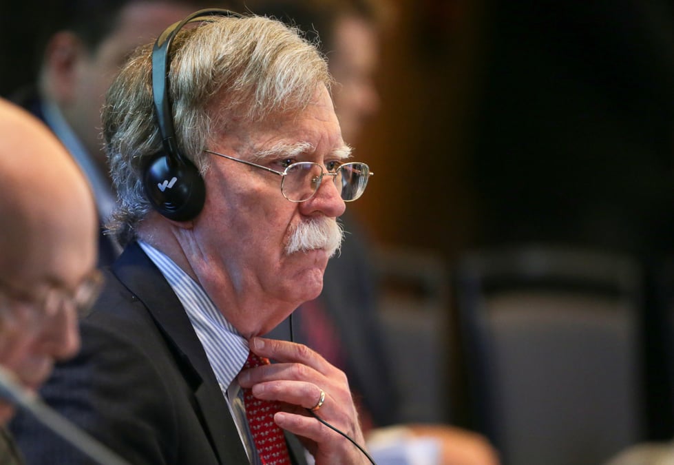 Bolton va demander a londres de durcir le ton face a l'iran et la chine