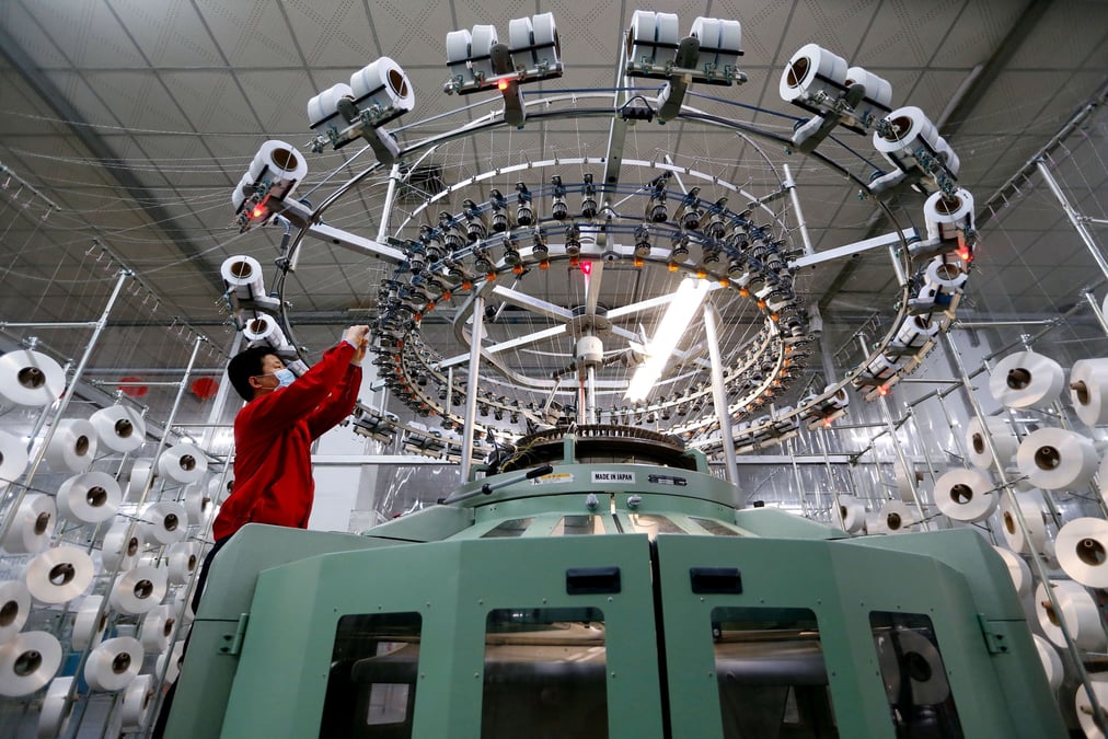 Chine: rebond de l'activite manufacturiere, mais perspectives sombres