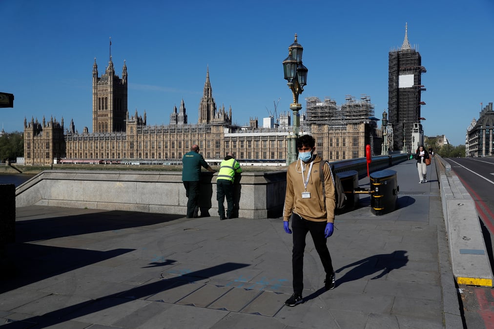 Premiere seance parlementaire par visioconference a westminster