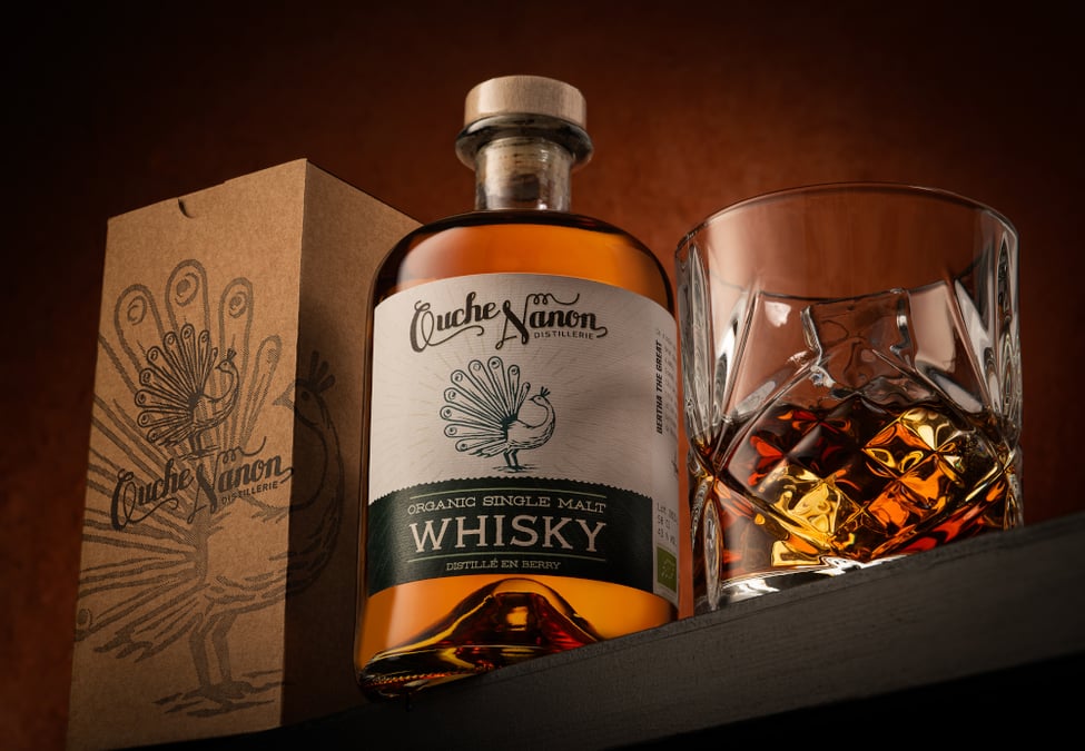 A l’image du dernier né de la gamme des whiskies français, l’Ouche Nanon, le prix moyen des whiskies français se situe à 50 euros, ce qui reste abordable face aux écossais et irlandais de qualité identique.