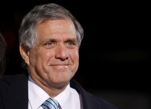 Cbs negocie le depart de son patron les moonves