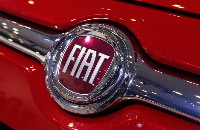 Fiat manque le consensus au 4e trimestre, abaisse ses prévisions
