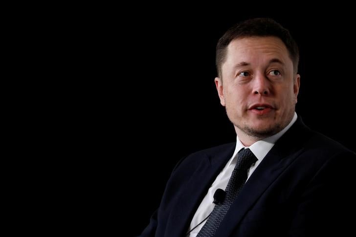 Elon musk dit pouvoir demarrer le chantier d'un "hyperloop"