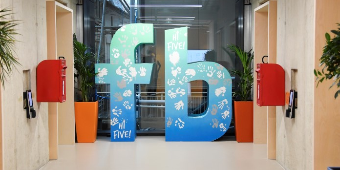 Facebook, a suivre a wall street
