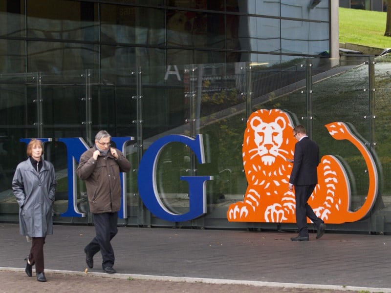 Ing dit reflechir a son activite de banque de detail en france