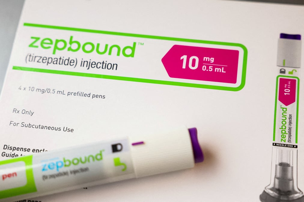 Une injection de zepbound, le medicament d'eli lilly pour la perte de poids