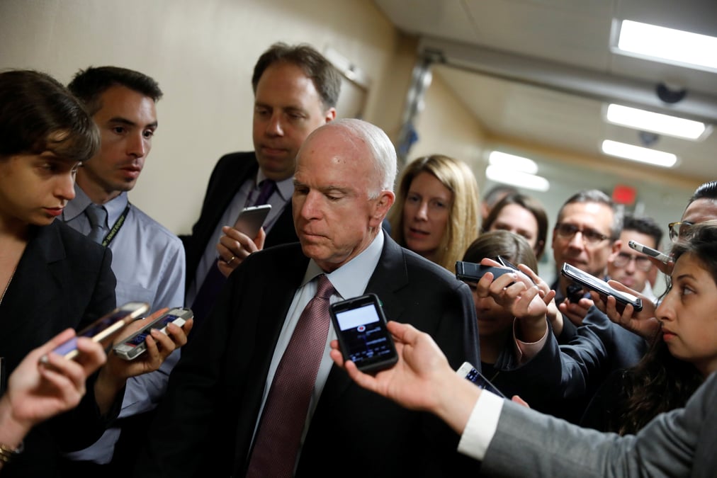 Mccain votera contre l'abrogation de l'obamacare