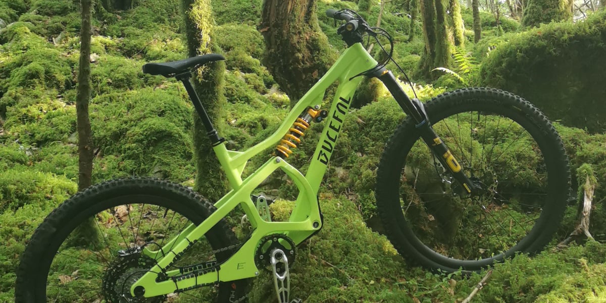 Bucefal Cycles Industries compte faire son trou avec ses VTT haut de gamme, fabriqués en France, aux pieds des Pyrénées.