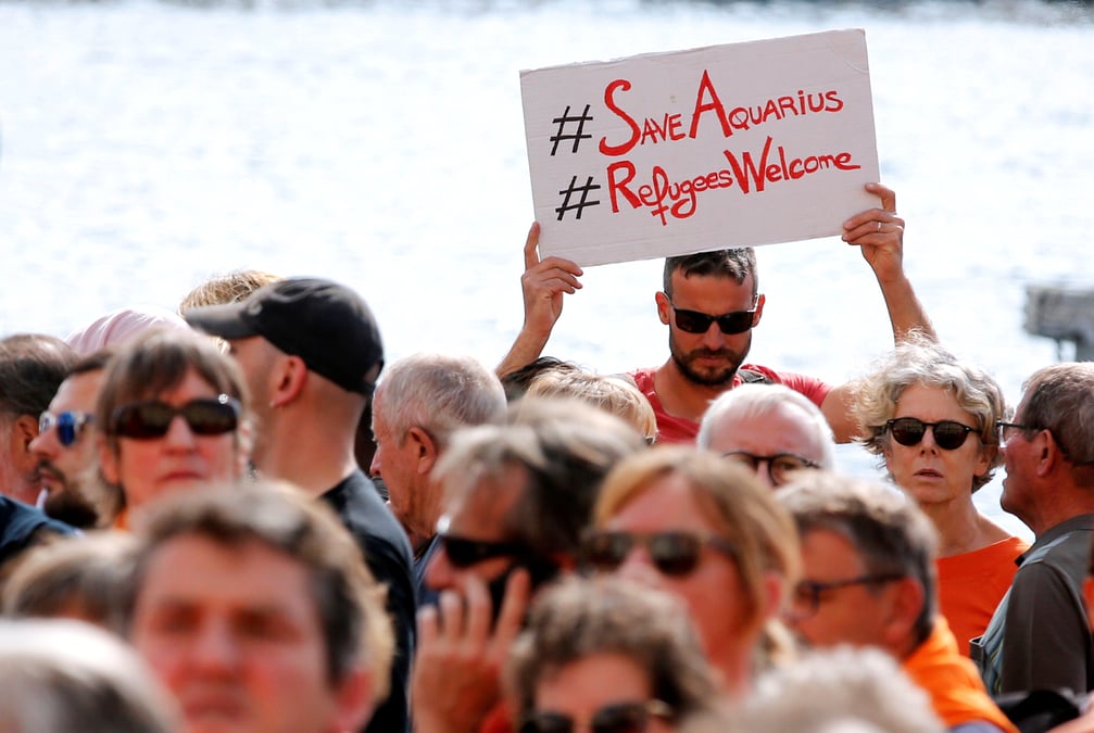 Manifestations dans toute l'europe en faveur du navire aquarius