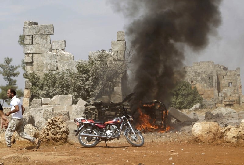 La russie appelee a cesser ses frappes aeriennes contre l'opposition syrienne