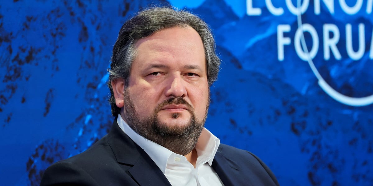 « En ce qui nous concerne (...) la probabilité d'une opération d'ampleur transfrontalière en Europe est de mon point de vue nulle », a répondu Slawomir Krupa, le patron de la Société générale.