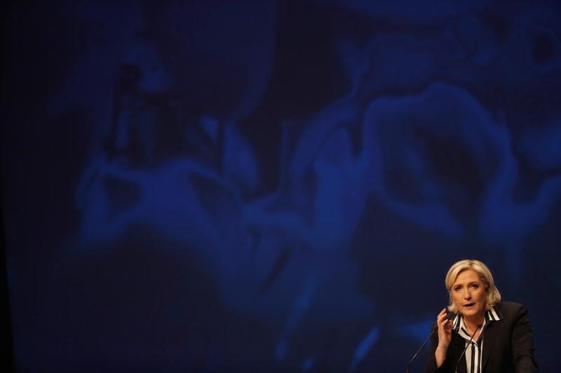 Apres les deconvenues, le temps des explications au fn
