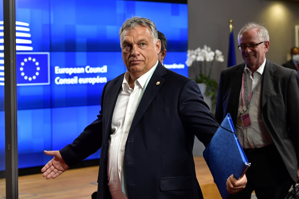 Hongrie: une radio critique d'orban pas assuree de pouvoir continuer a emettre