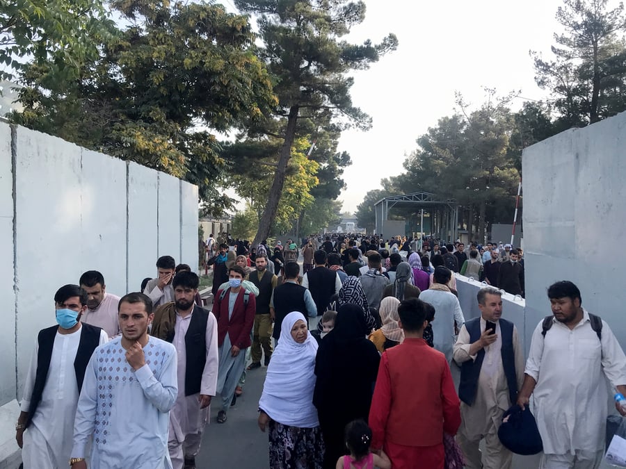 Afghanistan: au moins cinq morts a l'aeroport de kaboul