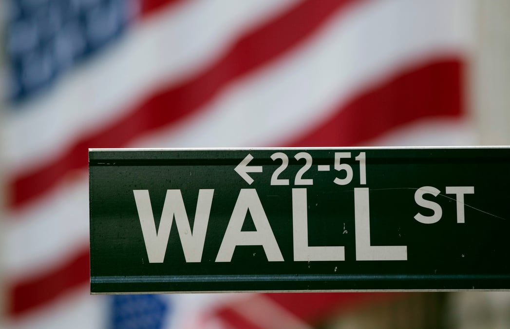 Les indices boursiers américains limitent leurs pertes en fin de mois après la choc des annonces du 2 avril sur les tarifs douaniers.