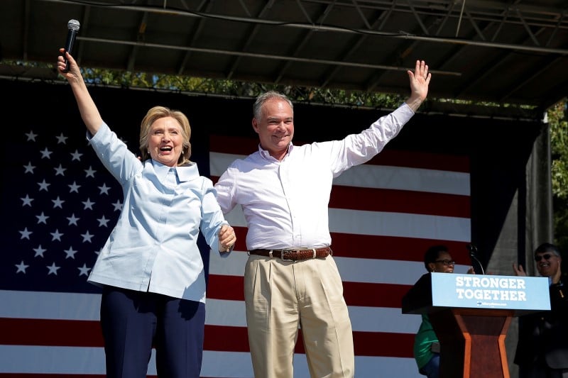 Tim kaine fait son entree dans la campagne