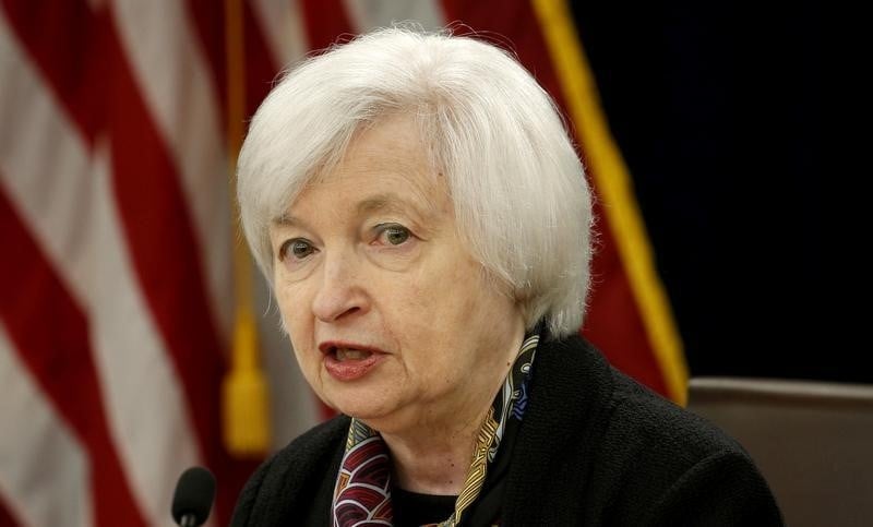 Janet yellen face a la pression des marches