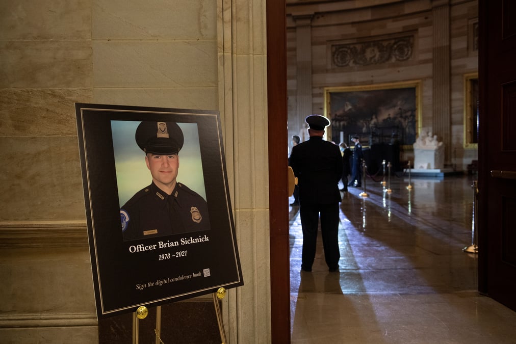 Usa/capitole: le policier attaque le 6 janvier est decede de cause naturelle