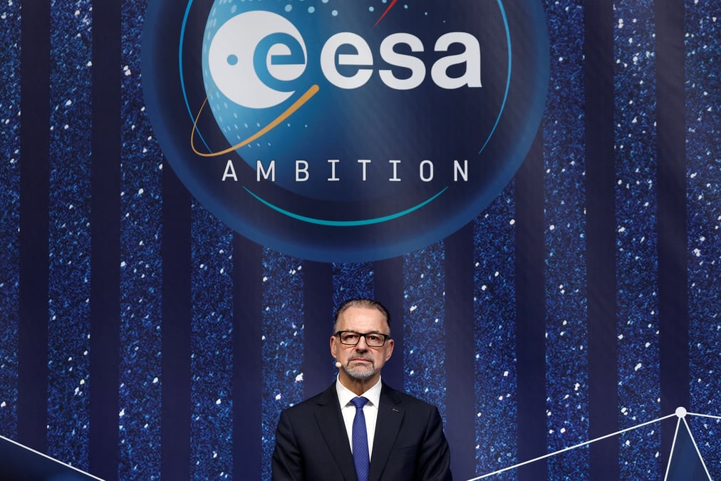 Le directeur general de l'agence spatiale europeenne (esa) josef aschbacher