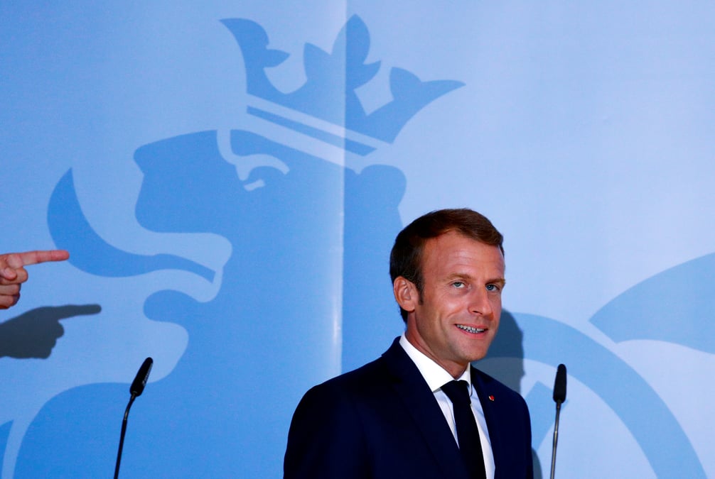 Macron lie negociations commerciales et accord de paris