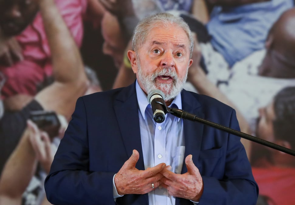 Bresil: lula laisse entrevoir une candidature en 2022, attaque le bilan de bolsonaro