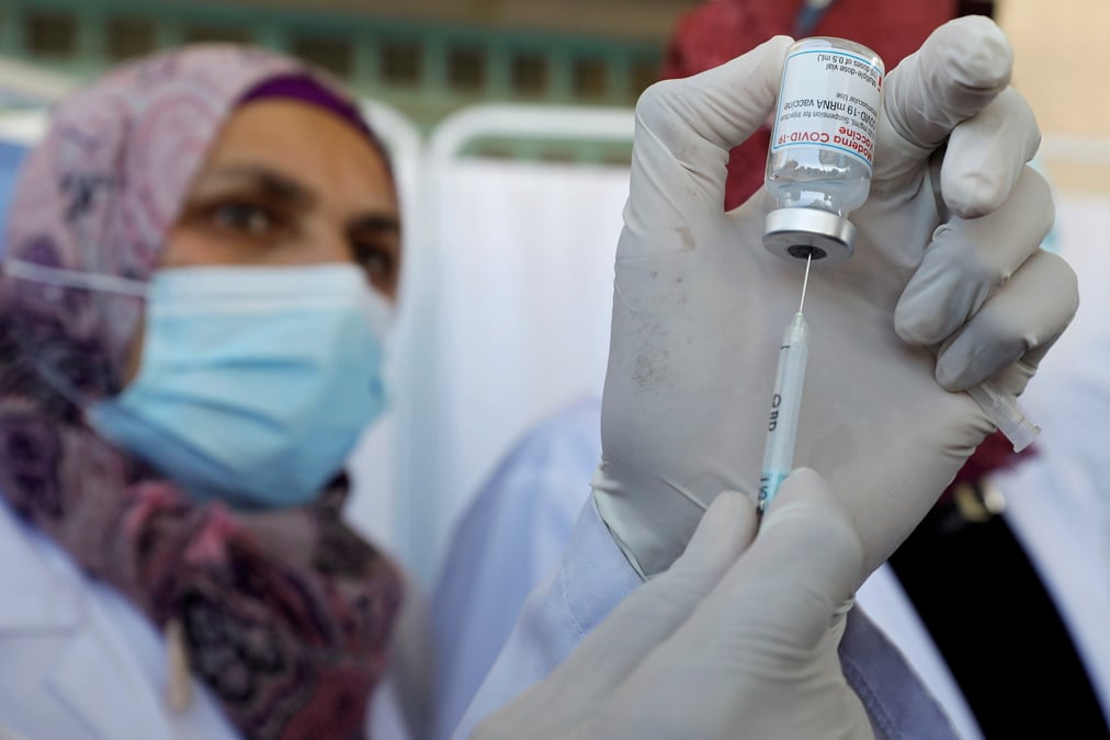 Coronavirus: les palestiniens annulent l'accord de partage de vaccins conclu avec israel