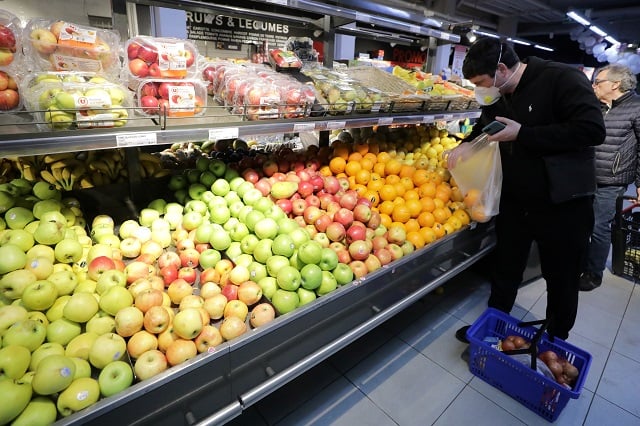 L'Etat, lui, surveille ces négociations commerciales comme le lait sur le feu pour deux raisons : contenir l'inflation et garantir une juste rémunération aux agriculteurs (Photo d'illustration).